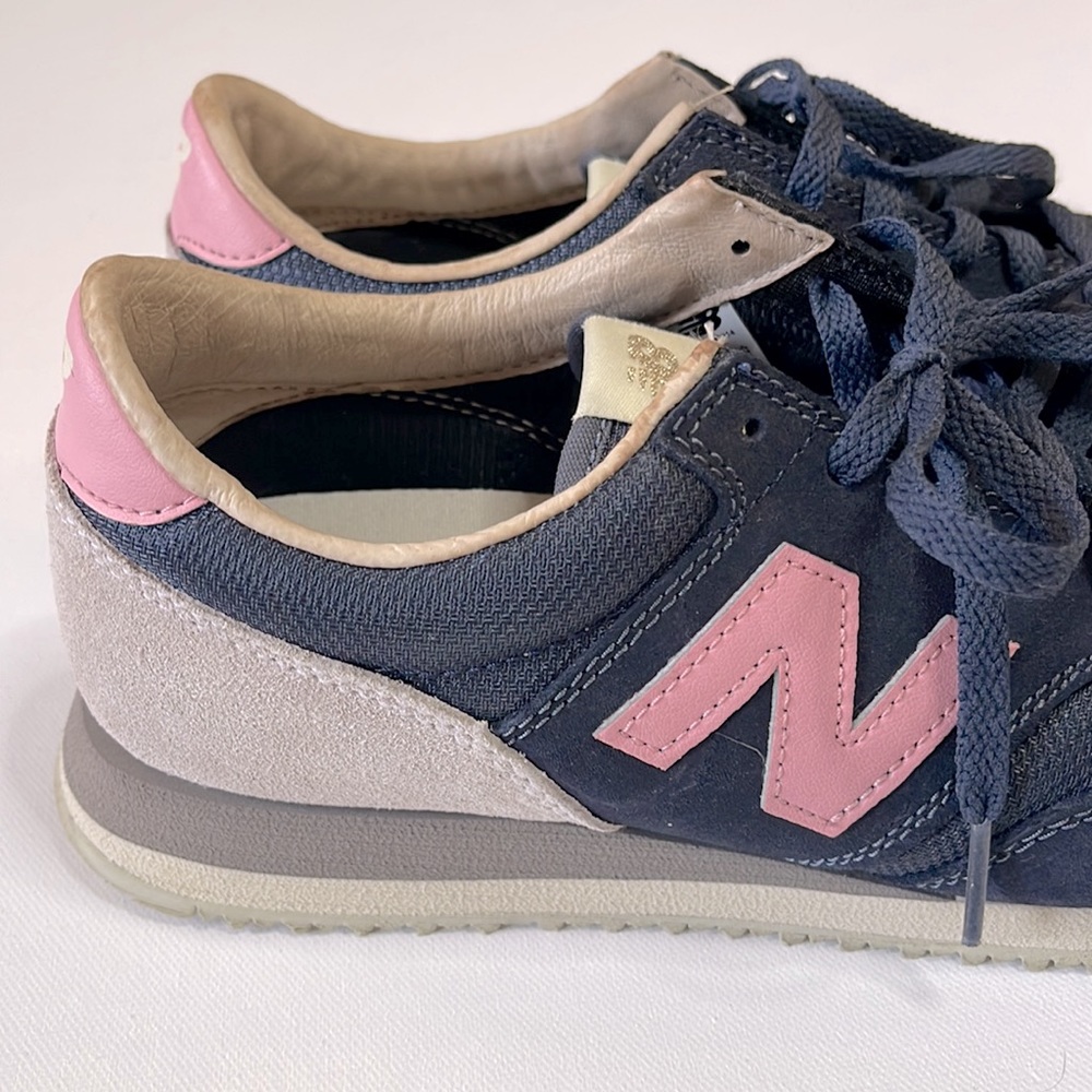 NEW BALANCE 620 Size 7.5 Woman shoes with box